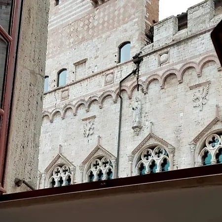 Vivi In Torre Medioevale Apartamento Perugia